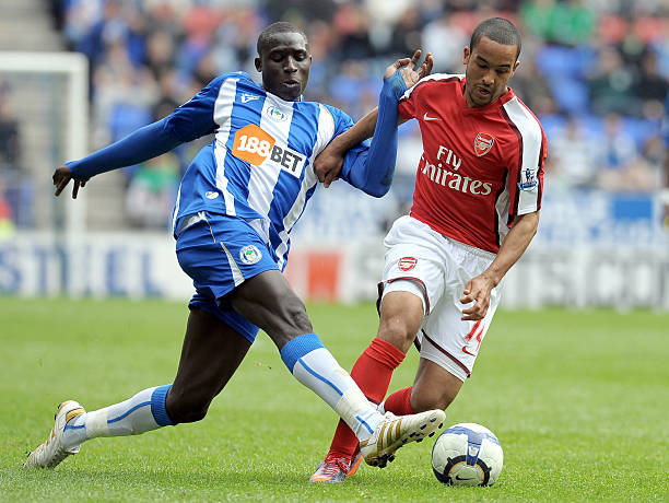 引入了电子 引入了电子